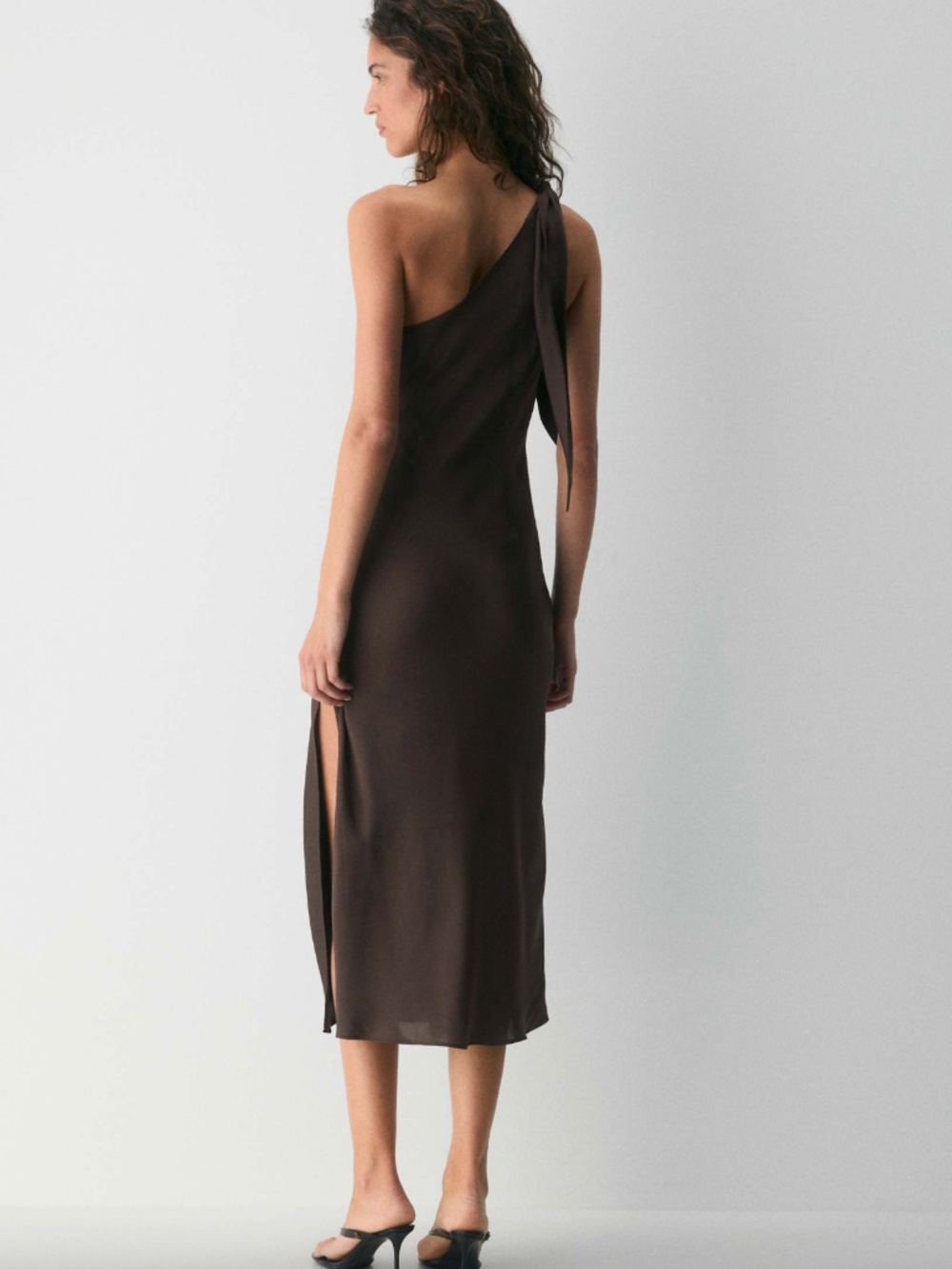 Aritzia Champagne One-Shoulder Satin Dress - NWT - Picture 4 of 4